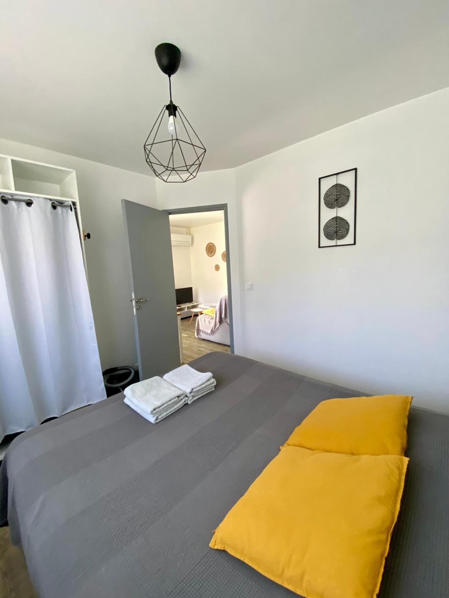 La Petite Maison Robion en Luberon Cameră foto